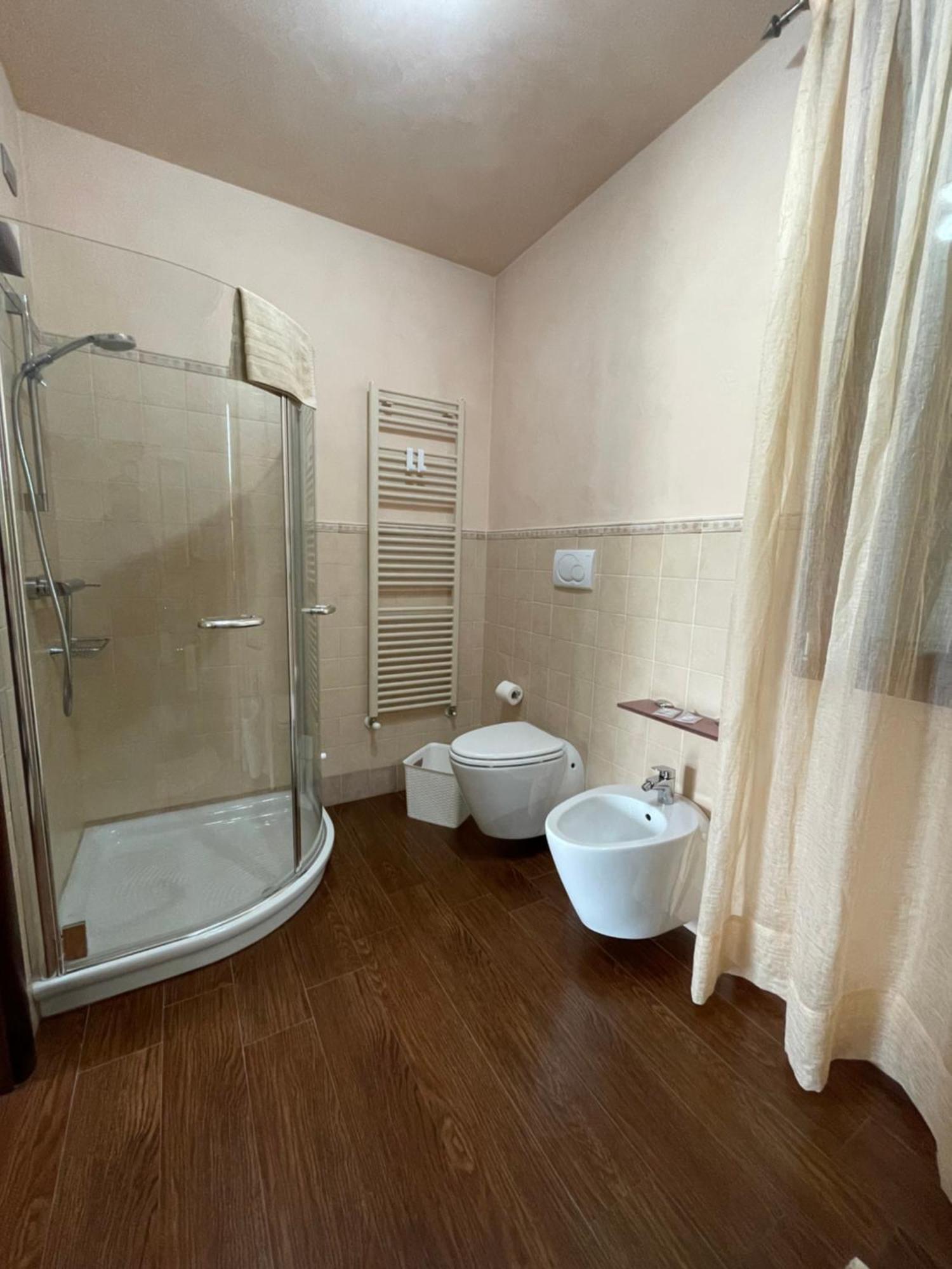 스카르도바리 Il Cormorano B&B 외부 사진